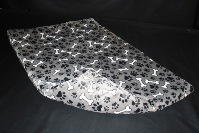 Wellnessdecke de Luxe Pfote grau 70x45 cm